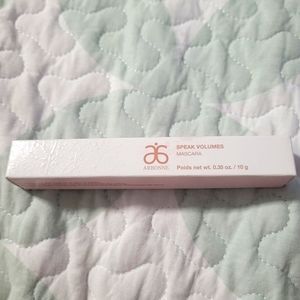 Arbonne speak volumes mascara